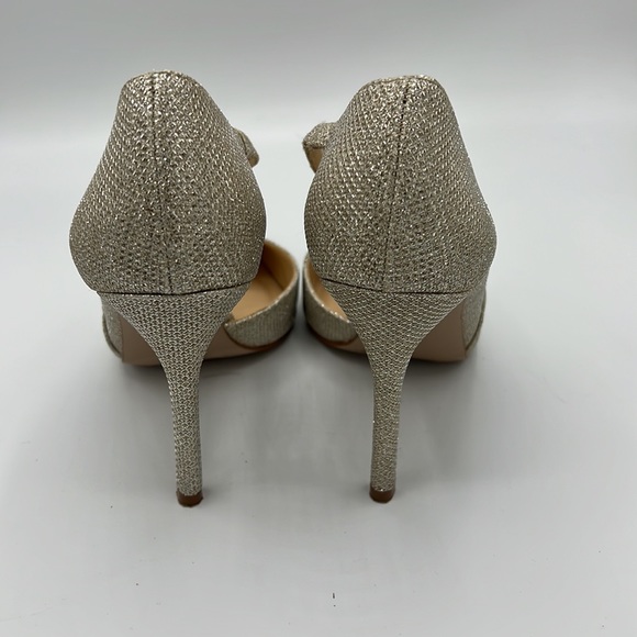 Elegant Gold High Heel Shoe - Picture 2 of 5